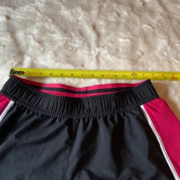 2/$40 Adidas Black Athletic Shorts Ladies Junior Size Small - Picture 7 of 9
